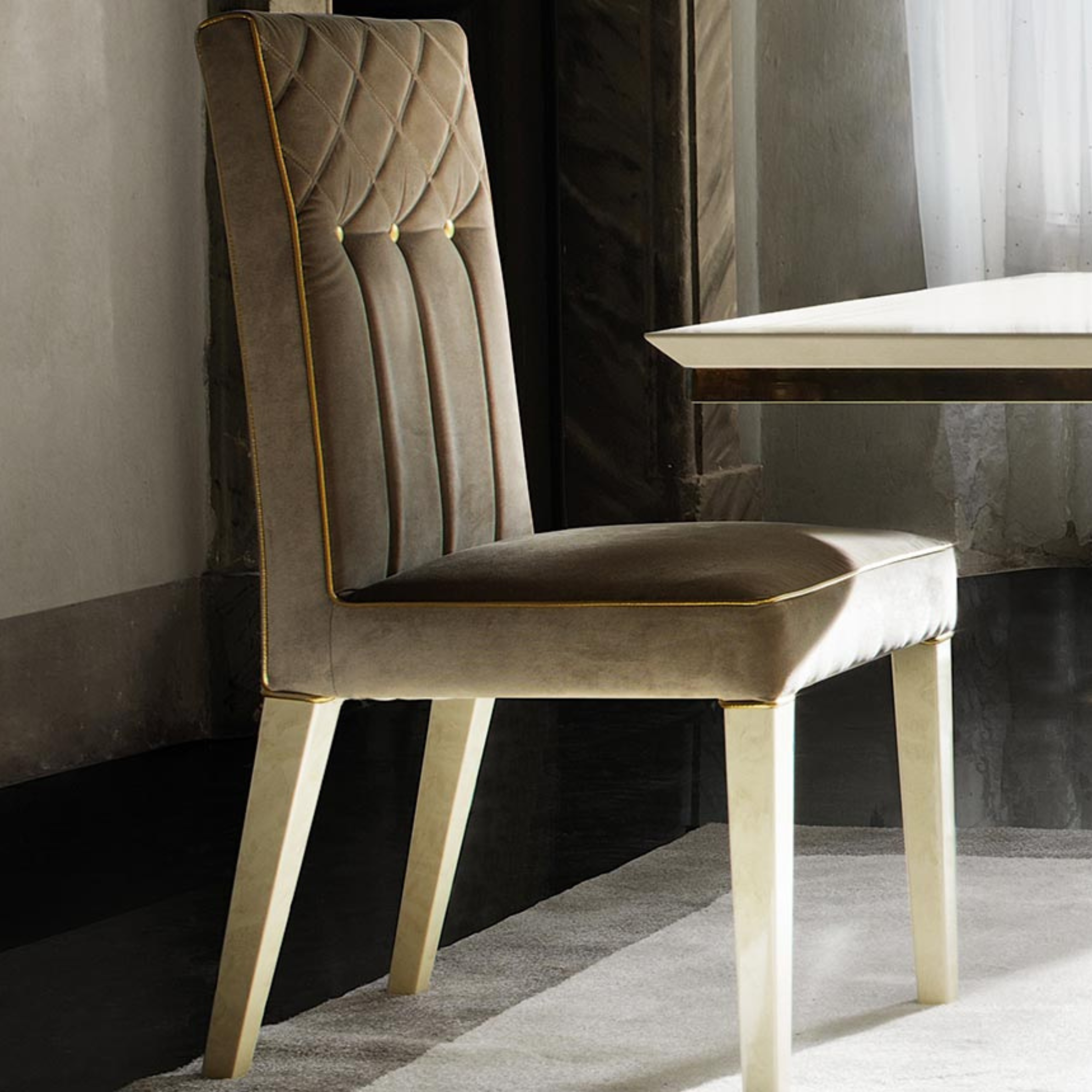 Sipario Dining Set